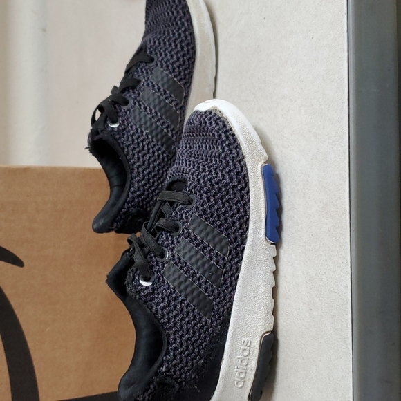 Toddler shoes - Picture 3 of 3